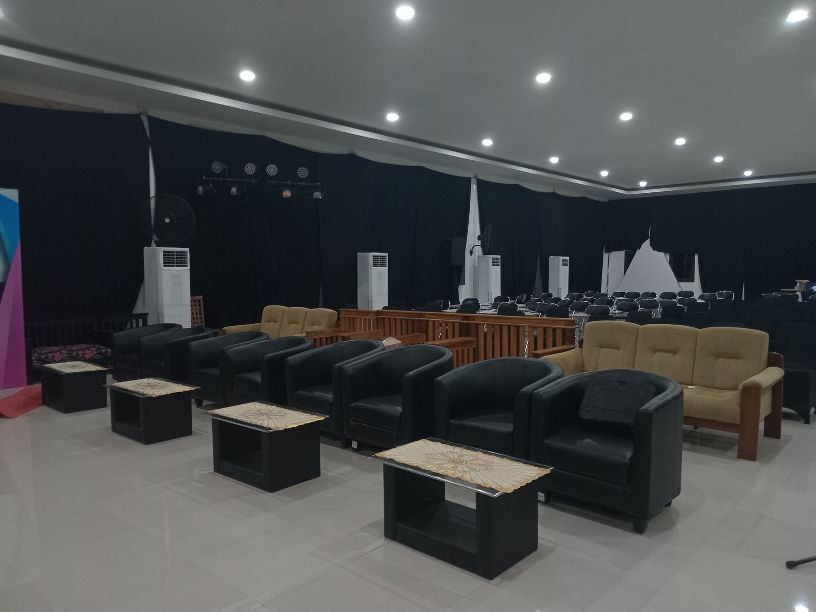 Sewa Sofa Paling Dekat UI Universitas Indonesia