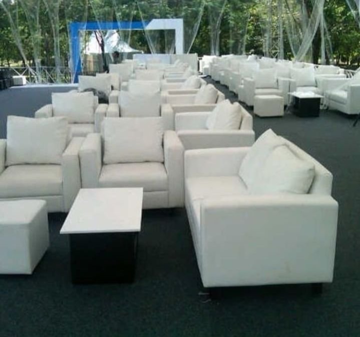Sewa Sofa di Sekitar Gedung Kesenian Jakarta (GKJ) – Event Lebih Elegan & Nyaman