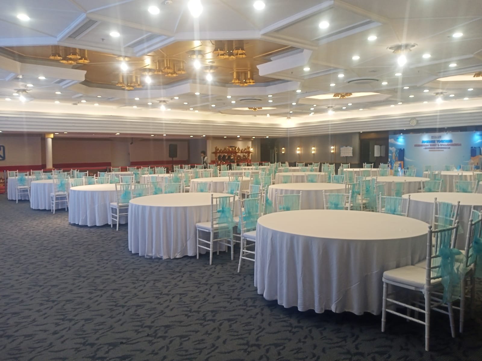 Sewa Kursi Sekitar di Summarecon Digital Center (SDC) Tanggerang Jaminan Kualitas 2025