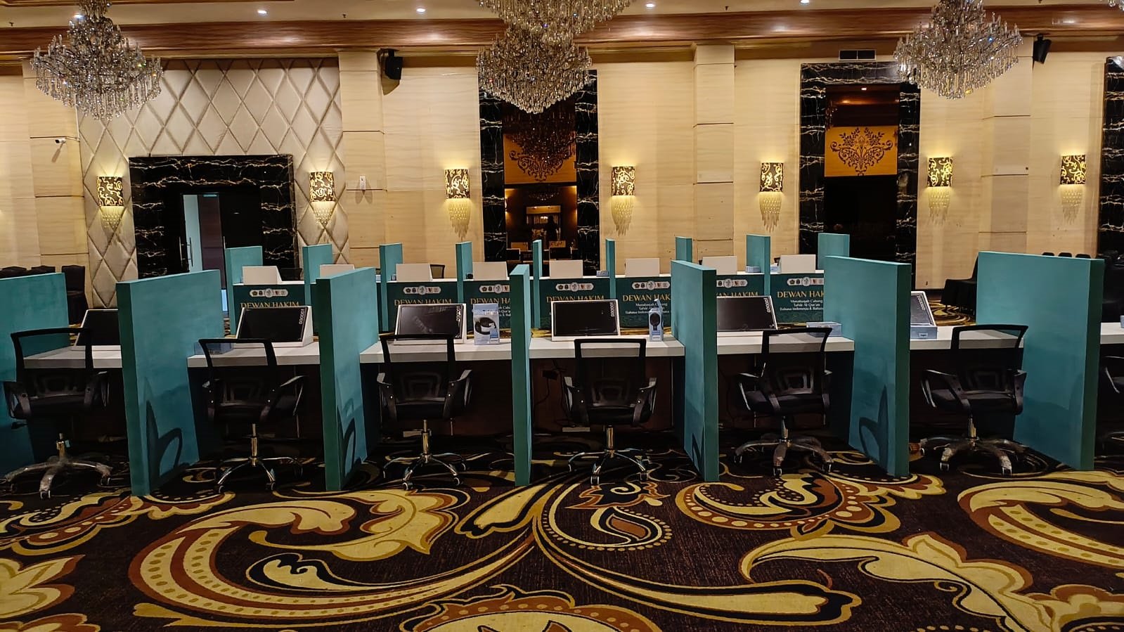 Sewa Kursi Sekitar di The Langham, Jakarta Jaminan Kualitas 2025