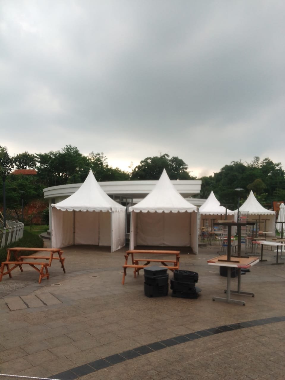 Sewa Tenda Sekitar di JIEXPO Kemayoran Jaminan Kualitas 2025
