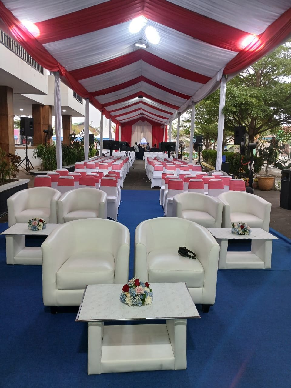 Sewa Sofa Sekitar di Hotel Indonesia Kempinski (Ballroom) — Thamrin Jakarta Pusat Jaminan Kualitas 2025