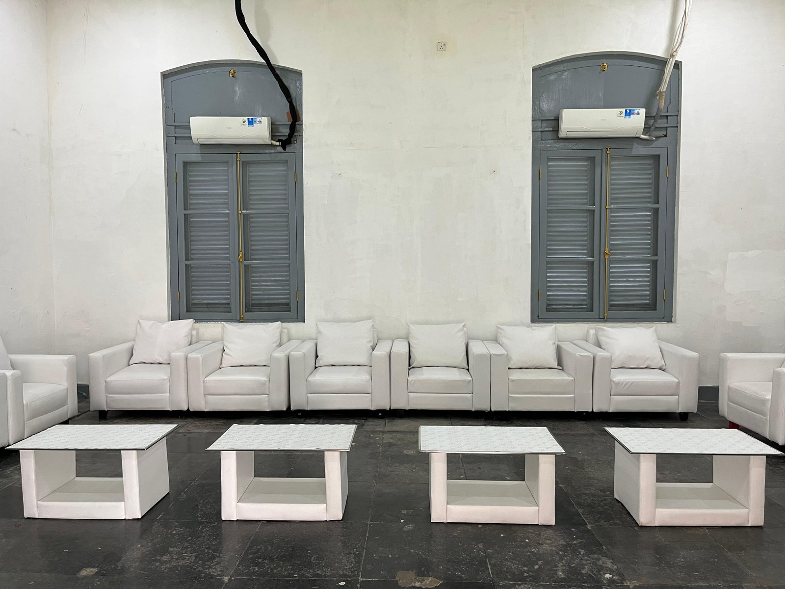 Sewa Sofa Sekitar di Menara Mandiri / DBS Event Space — Sudirman Jakarta Jaminan Kualitas 2025