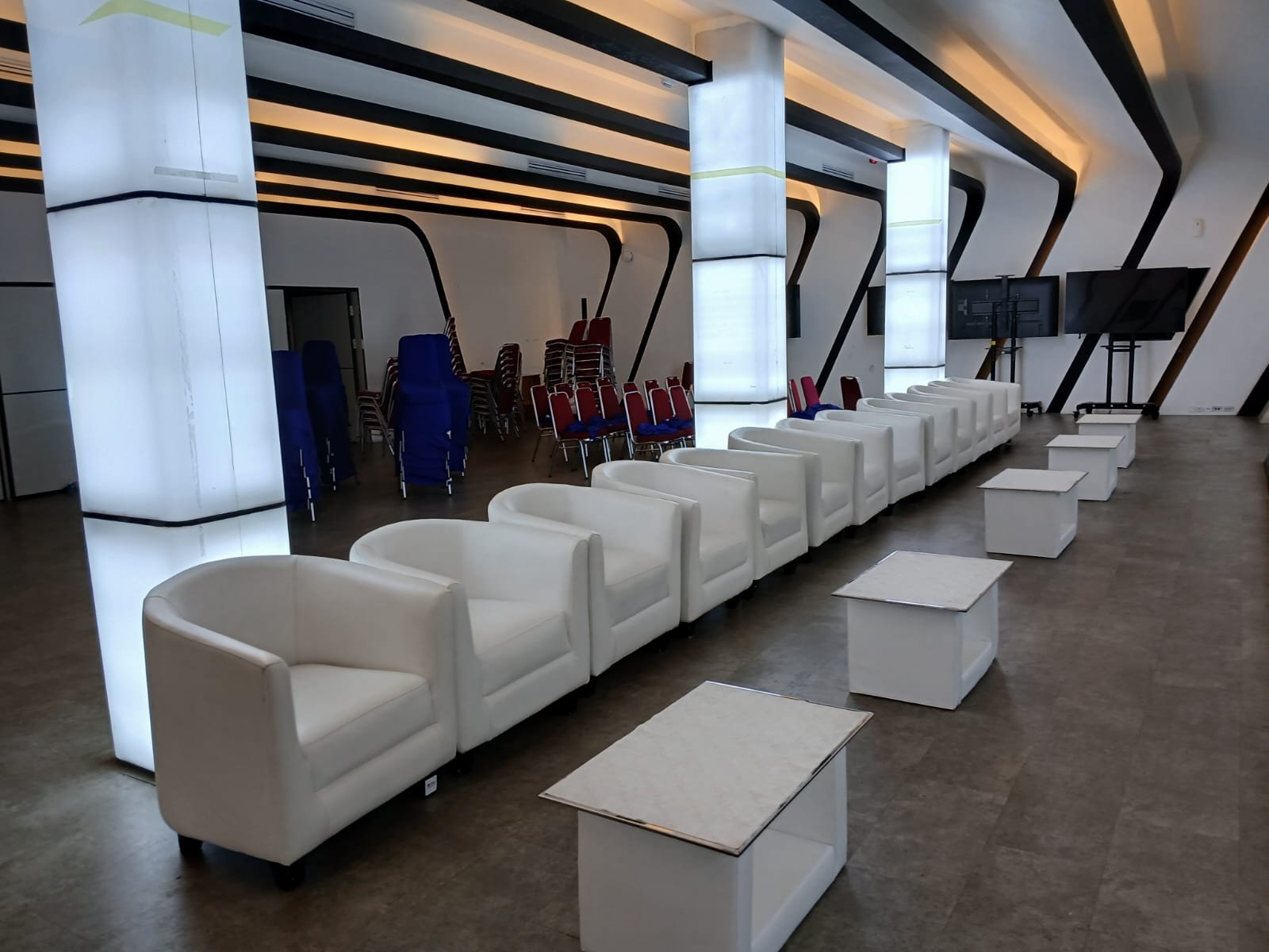 Sewa Sofa Sekitar di Balai Kartini Convention Center — Kuningan Jakarta Jaminan Kualitas 2025