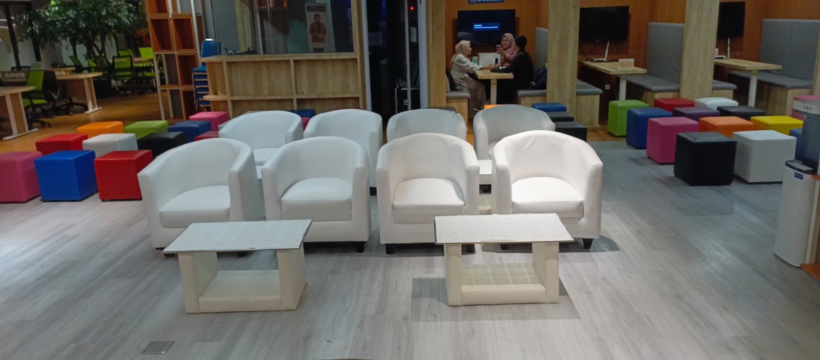 Sewa Sofa Sekitar di Kota Tua Jakarta (Fatahillah Square / Pelataran) Jakarta Jaminan Kualitas 2025