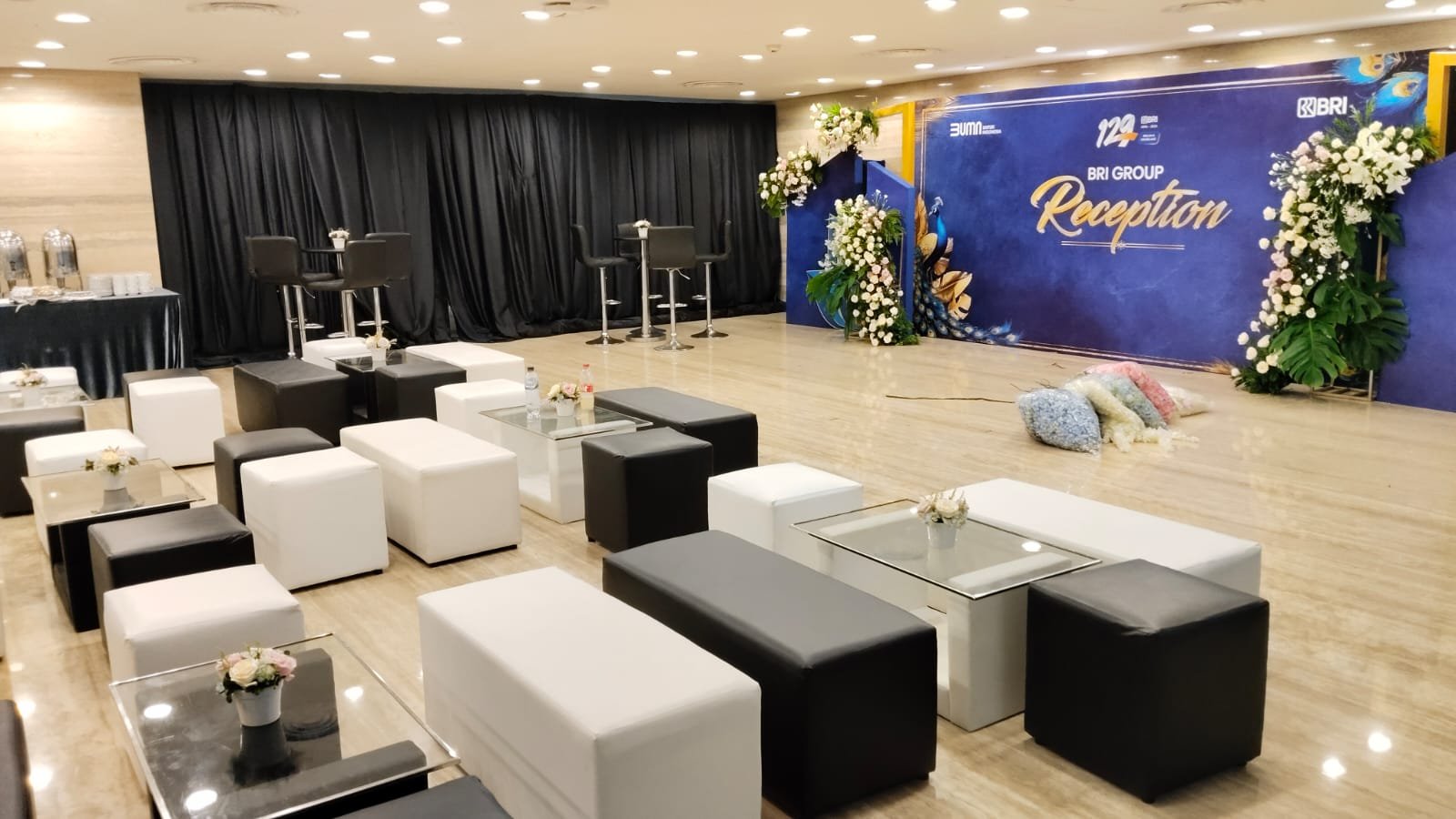 Sewa Sofa Sekitar di Love Garden (Outdoor Resto/Venue) — Bogor Jaminan Kualitas 2025