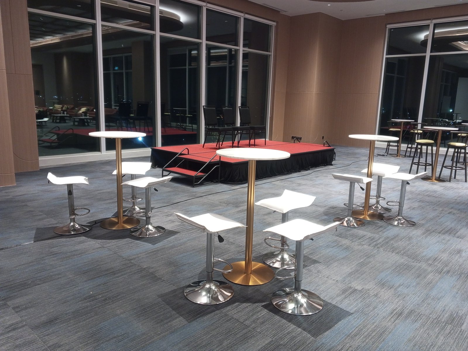 Sewa Barstool & Kursi Gedung Dhanapala – Kemenkeu, Jakarta Pusat Rental Jabodetabek by Gaharu Production