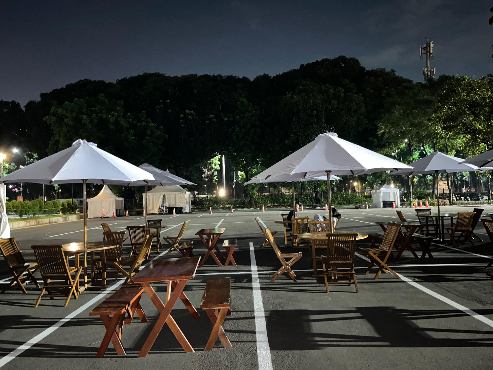 Sewa Kursi & Meja Taman Set Taman Wisata Matahari – Cisarua by Sewa Sofa