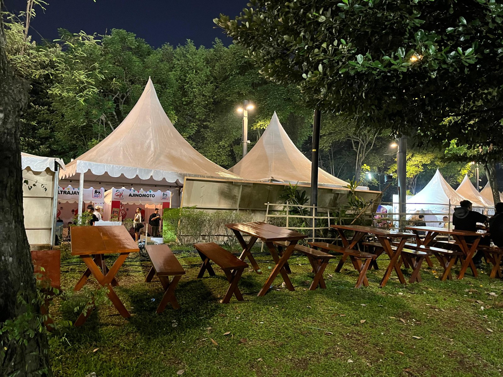 Sewa Kursi & Meja Taman Set Beji Depok by Sewa Sofa