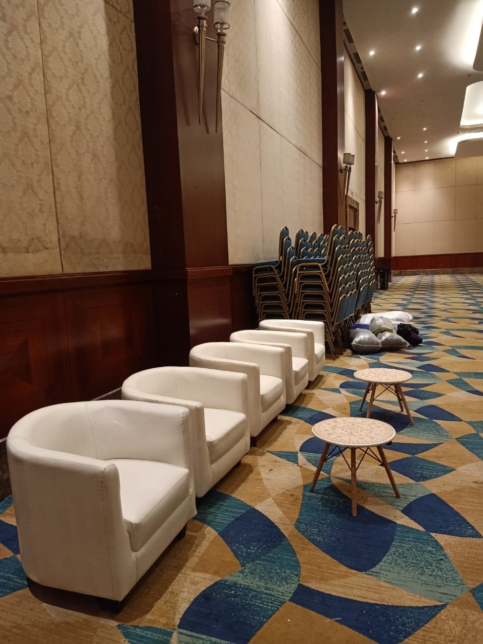 Sewa Sofa di AEON Hall BSD Tangerang Selatan